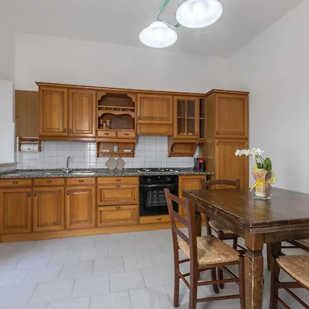 Sant'adriano Apartamento Venturina Terme